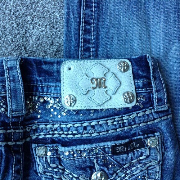 ⭐MISS ME “SIGNATURE SKINNY” DENIM JEANS in Medium Wash, size 25⭐ - Picture 6 of 9